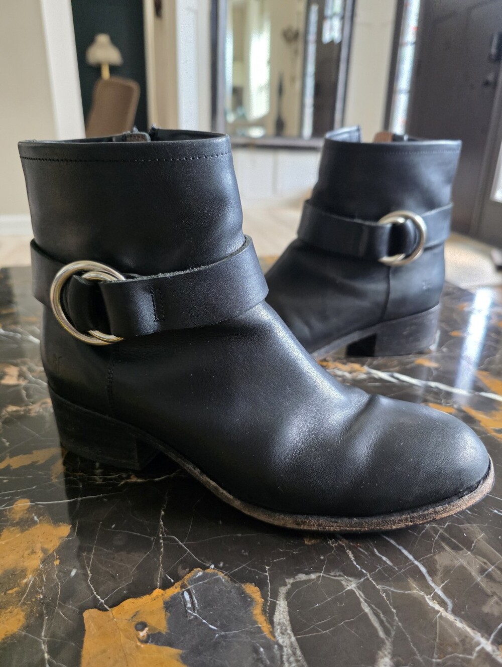 Frye Kristen Harness Short Boot 7.5B Black Smooth Leather Double Ring Low heel